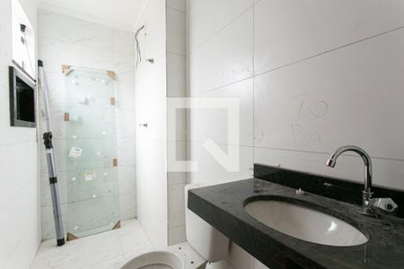 Banheiro de apartamento à venda com 1 quarto, 48m² em Vila Carrao, São Paulo