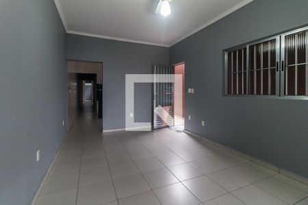 Sala de casa para alugar com 3 quartos, 124m² em Jardim São Pedro, Mogi das Cruzes