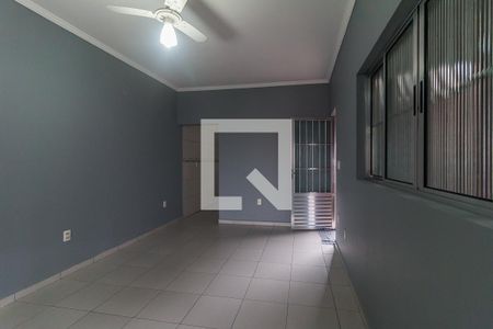 Sala de casa para alugar com 3 quartos, 124m² em Jardim São Pedro, Mogi das Cruzes