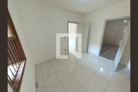 Sala de casa para alugar com 1 quarto, 60m² em Vila São Vicente, São Paulo