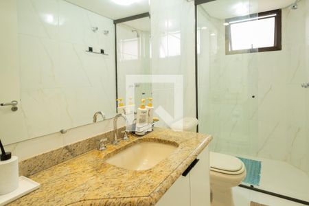 Apartamento à venda com 300m², 3 quartos e 4 vagas Apartamento à venda com 300m², 3 quartos e 4 vagasBanheiro - Suíte 1