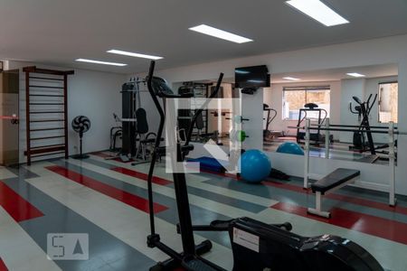 Apartamento à venda com 300m², 3 quartos e 4 vagas Apartamento à venda com 300m², 3 quartos e 4 vagasÁrea comum - Academia