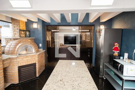 Apartamento à venda com 300m², 3 quartos e 4 vagas Apartamento à venda com 300m², 3 quartos e 4 vagasCobertura - Churrasqueira