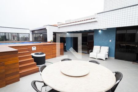 Apartamento à venda com 300m², 3 quartos e 4 vagas Apartamento à venda com 300m², 3 quartos e 4 vagasCobertura