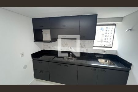 Cozinha  de apartamento para alugar com 2 quartos, 110m² em Pinheiros, São Paulo