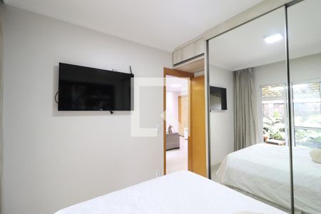 Quarto 1 de apartamento para alugar com 2 quartos, 97m² em Aclimação, Uberlândia