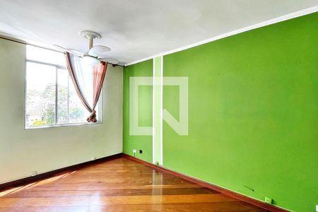 Sala de apartamento para alugar com 2 quartos, 70m² em Vila Hulda, Guarulhos