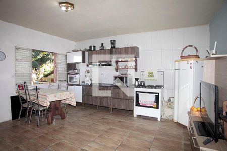 Casa à venda com 150m², 2 quartos e 6 vagasSala/Cozinha