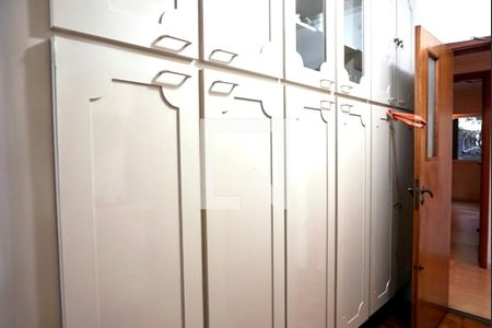 Apartamento à venda com 331m², 4 quartos e 4 vagas Apartamento à venda com 331m², 4 quartos e 4 vagasCozinha