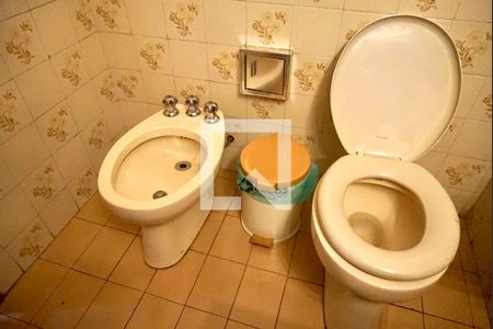 Apartamento à venda com 331m², 4 quartos e 4 vagas Apartamento à venda com 331m², 4 quartos e 4 vagasBanheiro suite 4