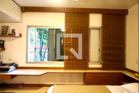 Apartamento à venda com 331m², 4 quartos e 4 vagas Apartamento à venda com 331m², 4 quartos e 4 vagasSuite 3