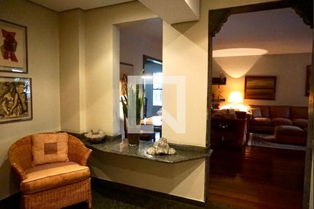 Apartamento à venda com 331m², 4 quartos e 4 vagas Apartamento à venda com 331m², 4 quartos e 4 vagasSala