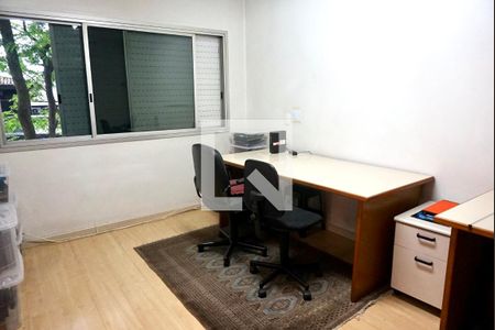 Apartamento à venda com 331m², 4 quartos e 4 vagas Apartamento à venda com 331m², 4 quartos e 4 vagasSuite 4