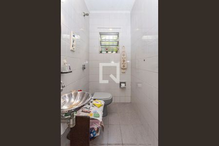 Banheiro de casa à venda com 3 quartos, 206m² em Vila Gumercindo, São Paulo