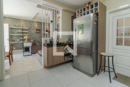 Cozinha de casa à venda com 1 quarto, 101m² em Morro Santana, Porto Alegre