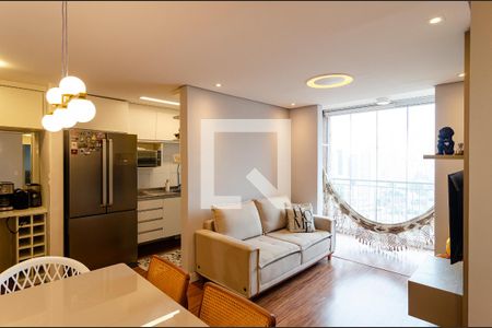 Sala de apartamento à venda com 2 quartos, 65m² em Vila São Paulo, São Paulo