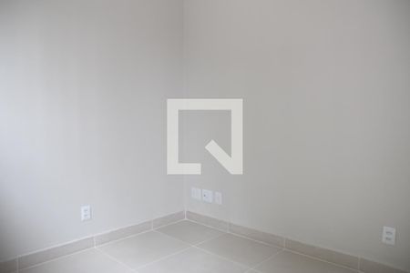 Sala de casa para alugar com 2 quartos, 40m² em Parque Edu Chaves, São Paulo