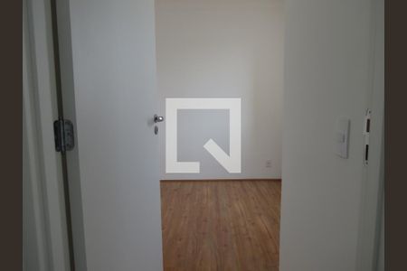 Quarto 2 de apartamento para alugar com 2 quartos, 32m² em Piqueri, São Paulo