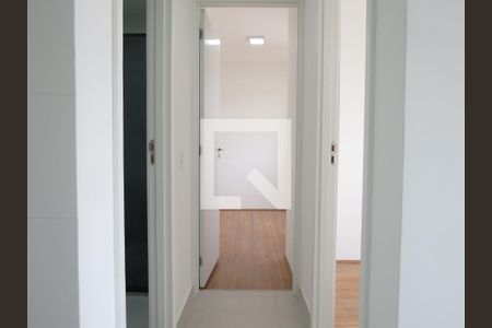 Corredor  de apartamento para alugar com 2 quartos, 32m² em Piqueri, São Paulo