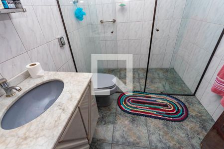 Banheiro 1 de casa à venda com 4 quartos, 163m² em Piraporinha, Diadema