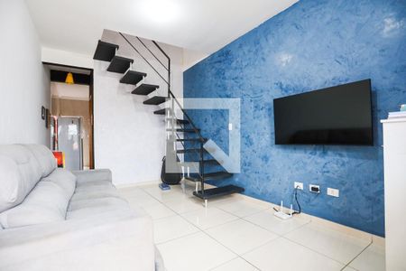 Sala de casa para alugar com 2 quartos, 120m² em Jardim São Miguel, Cotia