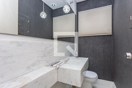 Lavabo de casa para alugar com 3 quartos, 250m² em São João Clímaco, São Paulo