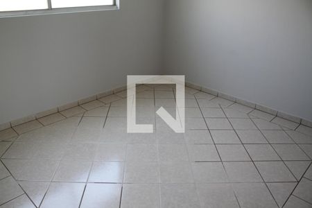 Quarto 2 de apartamento para alugar com 2 quartos, 57m² em Residencial Eldorado - Condomínio Perola Negra, Goiânia