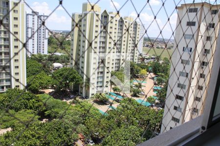 Vista do Quarto 2 de apartamento para alugar com 2 quartos, 57m² em Residencial Eldorado - Condomínio Perola Negra, Goiânia