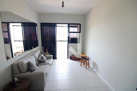 Sala de apartamento para alugar com 3 quartos, 95m² em Barra da Tijuca, Rio de Janeiro