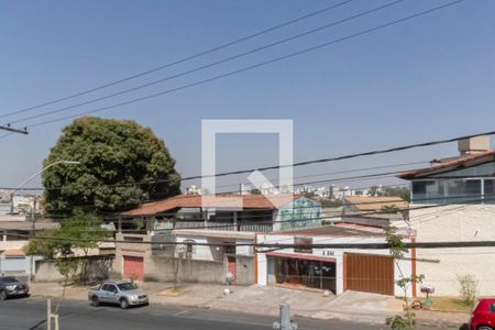 Vista do quarto 1 de casa à venda com 3 quartos, 130m² em Planalto, Belo Horizonte