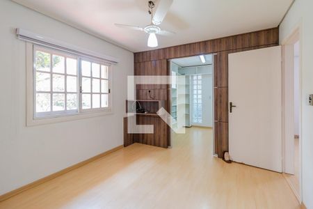 Casa de condomínio à venda com 290m², 4 quartos e 3 vagas Casa de condomínio à venda com 290m², 4 quartos e 3 vagasQuarto 2