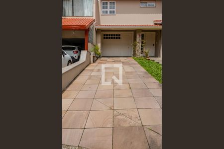 Casa de condomínio à venda com 290m², 4 quartos e 3 vagas Casa de condomínio à venda com 290m², 4 quartos e 3 vagasGaragem