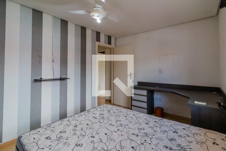 Casa de condomínio à venda com 290m², 4 quartos e 3 vagas Casa de condomínio à venda com 290m², 4 quartos e 3 vagasQuarto 3