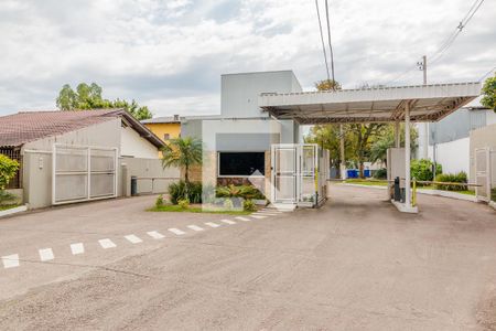 Casa de condomínio à venda com 290m², 4 quartos e 3 vagas Casa de condomínio à venda com 290m², 4 quartos e 3 vagasFachada