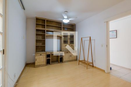 Casa de condomínio à venda com 290m², 4 quartos e 3 vagas Casa de condomínio à venda com 290m², 4 quartos e 3 vagasQuarto 1