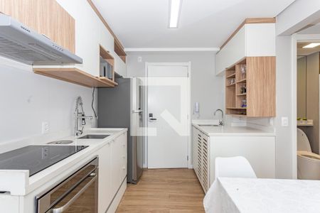 Sala/Cozinha de apartamento à venda com 2 quartos, 32m² em Parque Fongaro, São Paulo