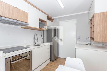 Sala/Cozinha de apartamento à venda com 2 quartos, 32m² em Parque Fongaro, São Paulo