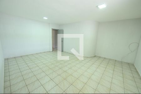 Sala de casa para alugar com 3 quartos, 180m² em Parque das Laranjeiras, Goiânia