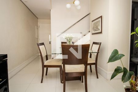 Sala, mesa de jantar  de apartamento à venda com 2 quartos, 139m² em Indianópolis, São Paulo