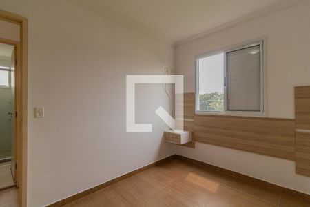 Quarto 1 de apartamento para alugar com 2 quartos, 56m² em Jardim Maria Duarte, São Paulo