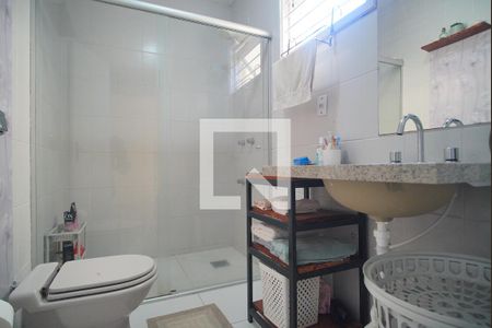 Banheiro de casa à venda com 3 quartos, 194m² em Guarani, Novo Hamburgo