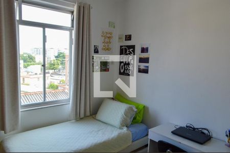 Quarto 1 de apartamento para alugar com 2 quartos, 58m² em Taquara, Rio de Janeiro