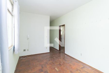 Sala de apartamento à venda com 2 quartos, 80m² em Santa Efigênia, Belo Horizonte