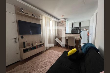 Sala de apartamento para alugar com 2 quartos, 45m² em Cabral, Contagem