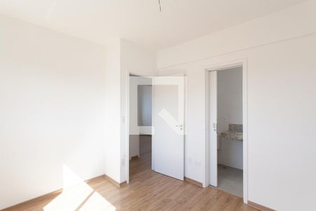 Suíte de apartamento à venda com 2 quartos, 77m² em Candelária, Belo Horizonte