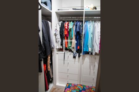 Closet de apartamento à venda com 1 quarto, 50m² em Vila Gustavo, São Paulo