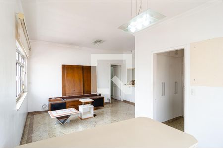 Sala de casa para alugar com 4 quartos, 240m² em Jardim Oriental, São Paulo