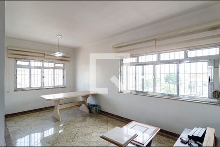 Sala de casa para alugar com 4 quartos, 240m² em Jardim Oriental, São Paulo