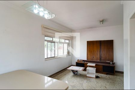 Sala de casa para alugar com 4 quartos, 240m² em Jardim Oriental, São Paulo