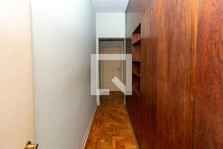 Closet de casa à venda com 3 quartos, 80m² em Parque São Jorge, São Paulo